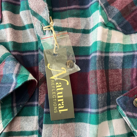 Natural Reflections men bottom up plaid shirt - Picture 2 of 8